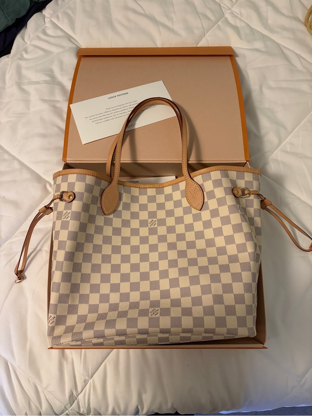 Louis Vuitton Neverfull MM in Damier Azur - Picture 2 of 16
